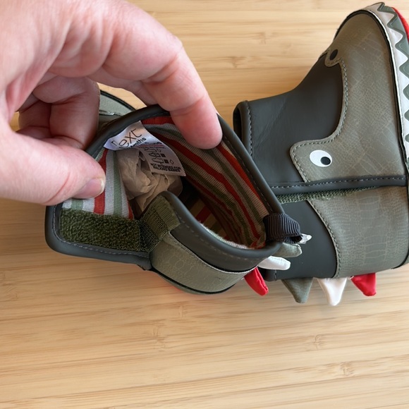 Next Baby Dino Booties 18-24 months - Picture 4 of 6